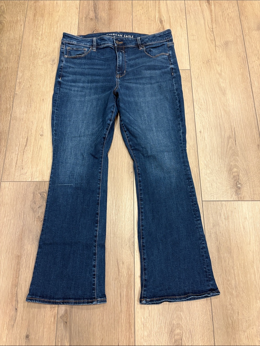 American Eagle Hi-Rise Skinny Kick Jeans